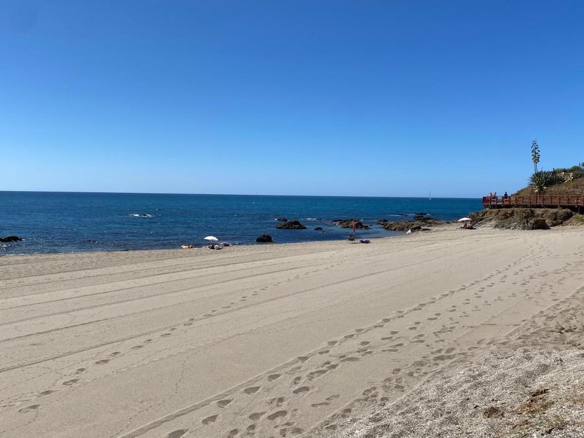 Sea Flower Miraflores Golf And Beach Parking Included La Cala De Mijas Kültér fotó
